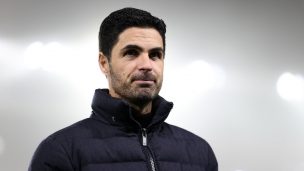 Arteta se cansa de las críticas: