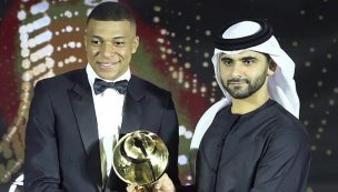 Kylian Mbappé es elegido como el mejor jugador del año en los Globe Soccer Awards