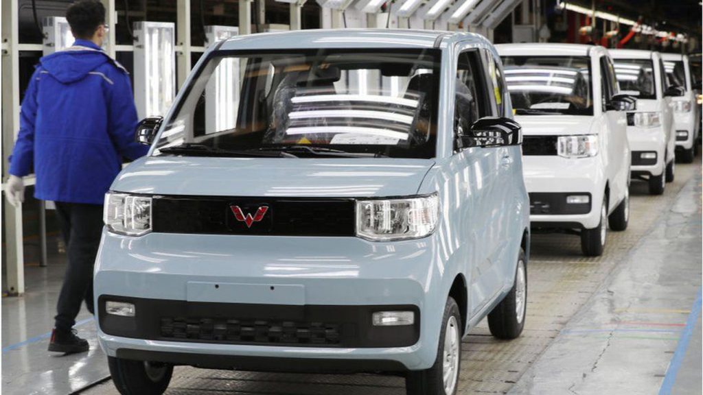 Cambio normativo permitirá ingreso de nuevos autos eléctricos de origen chino
