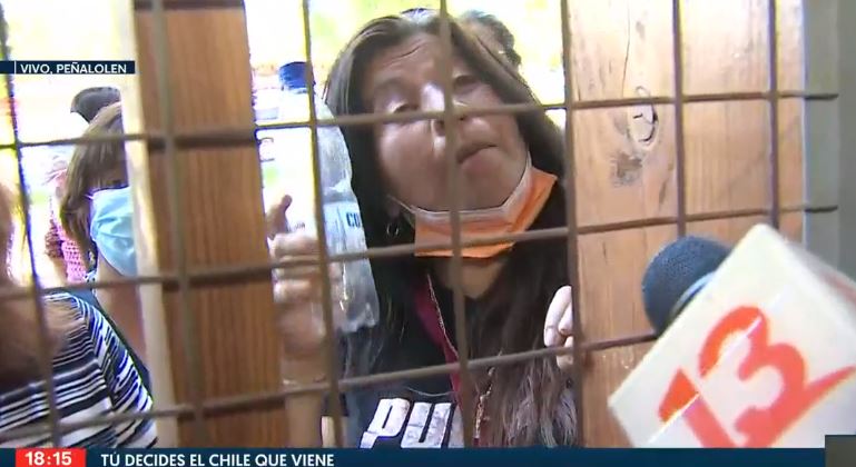 Nuevamente se registra caos tras cierre de locales de votación: Personas no alcanzaron a votar
