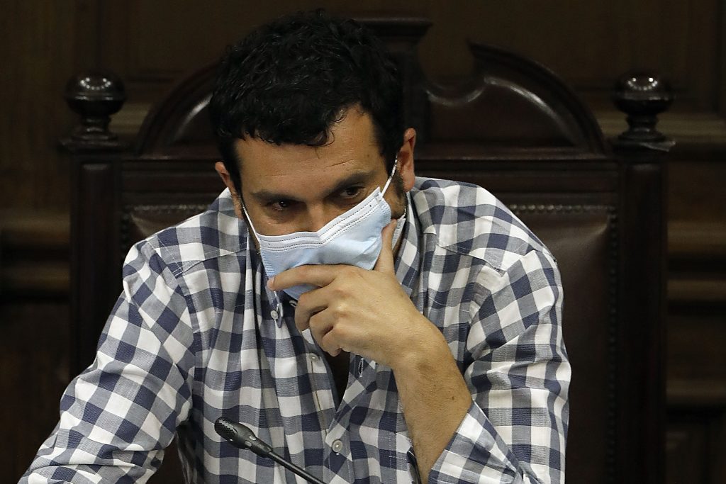 Jaime Bassa a días de dejar su cargo en la Convención: “Podemos cumplir y llegar a junio con un borrador”