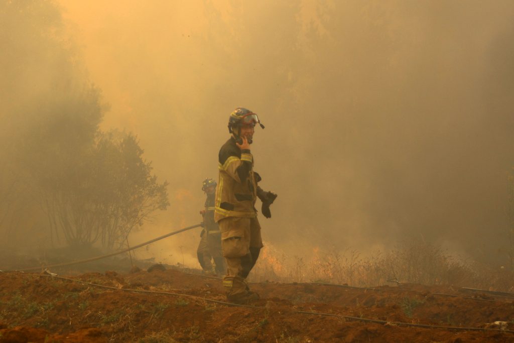 Declaran Alerta Roja para San Rosendo por incendio forestal