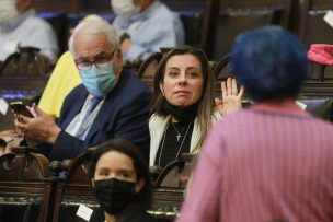 Teresa Marinovic por sumario sanitario en su contra: 