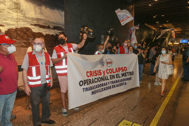 Trabajadores del Metro protestaron contra el “colapso operacional del servicio”