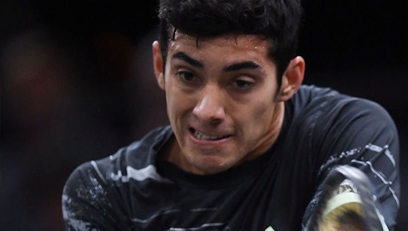 Cristian Garin vence en cinco sets a Facundo Bagnis y avanza en el Abierto de Australia