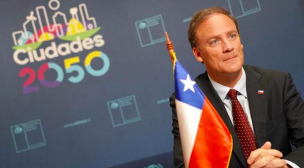 Ministro Ward lidera seminario internacional