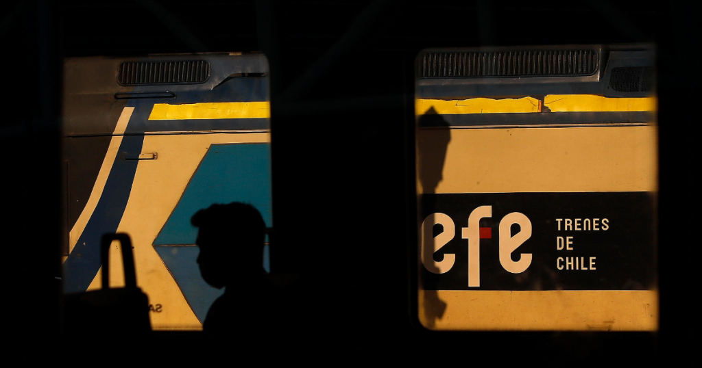 Camila Flores criticó a EFE por decidir no priorizar tren rápido Valparaíso-Santiago: “Me parece impresentable que se diga que no es rentable”