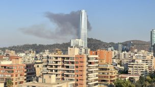 Reportan un incendio en cercanías del cerro San Cristóbal