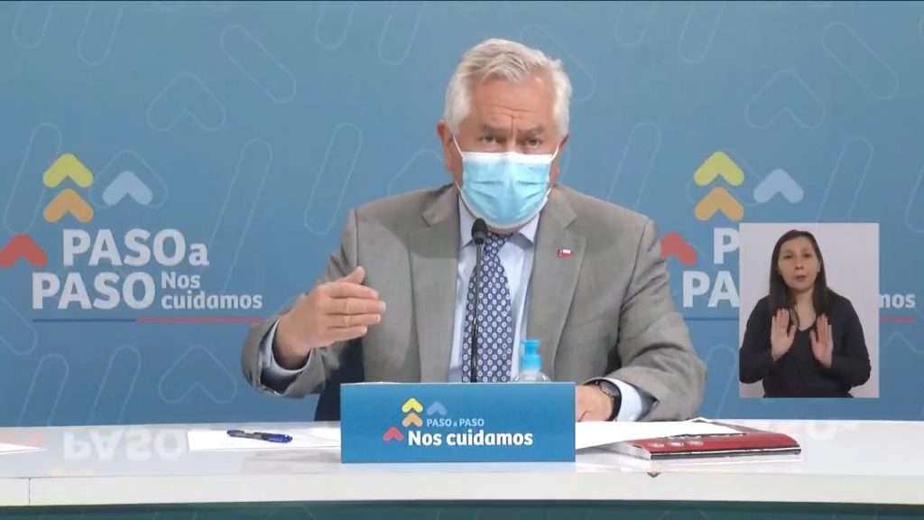 Ministro Paris sobre la entrada de viajeros: “Desmiento terminantemente esa noticia que dice que hemos anulado las cuarentenas”