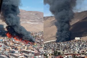 Grave incendio se registra en campamento Laguna Verde de Iquique