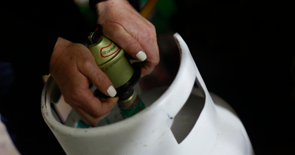 Corte de gas argentino afecta a Ñuble y Biobío: autoridades activan plan de contingencia