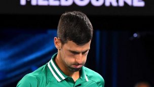 No estará en el Abierto de Australia: Djokovic pierde batalla judicial y es deportado del país