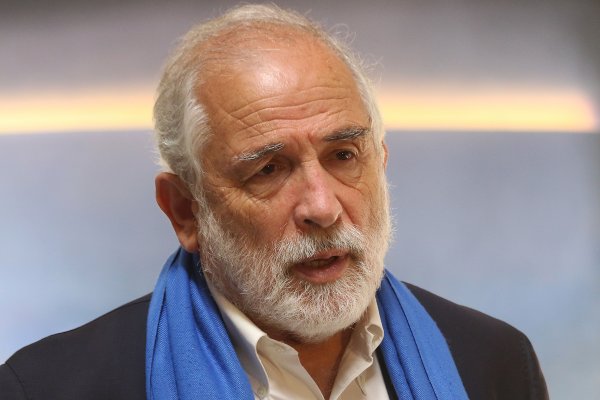 Senador Montes tras reunión con Gabriel Boric: “Nosotros queremos colaborar al máximo con el Presidente electo”