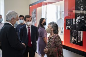 Presidente Piñera y Primera Dama inauguran salón de honor dedicado a Violeta Parra en La Moneda