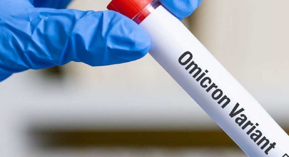 Reino Unido asegura que la variante ómicron del coronavirus “se retira”