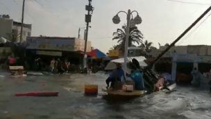 Tsunami en Perú dejó dos muertos: Autoridades no emitieron alerta para abandonar playas