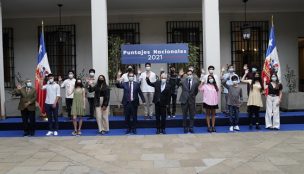 Presidente Piñera recibe a estudiantes que obtuvieron puntaje nacional en la PTU