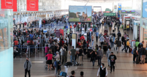 Alza de llegadas de turistas extranjeros durante el verano marca la recuperación del sector