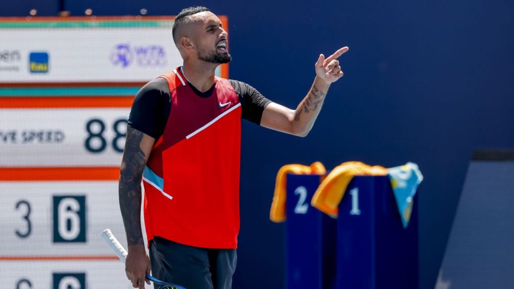 Nick Kyrgios estalla contra el árbitro: “Eres un jodido retrasado”