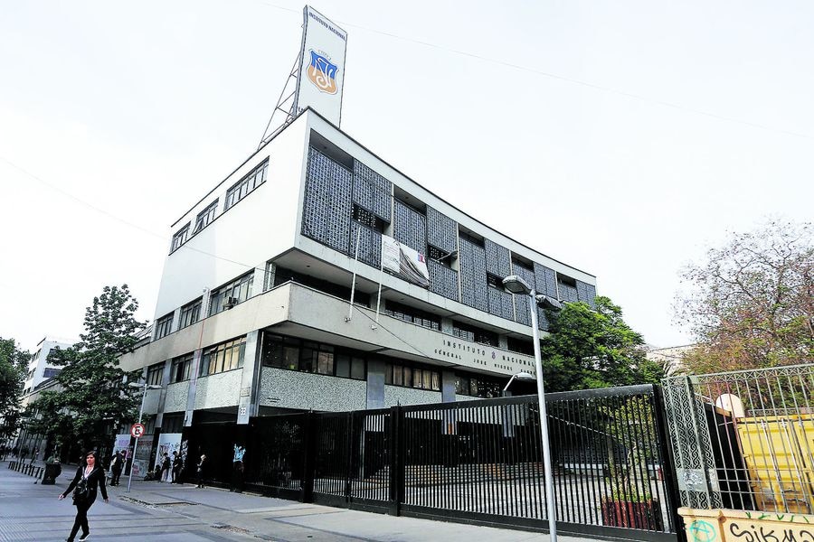Suspensión de clases en el I.N este 11 de septiembre