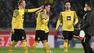 Desconsolado: jugador del Dortmund rompe en llanto tras lesionarse nuevamente
