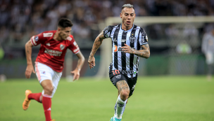 Seguirá en Brasil: Atlético Mineiro anuncia la renovación de Eduardo Vargas