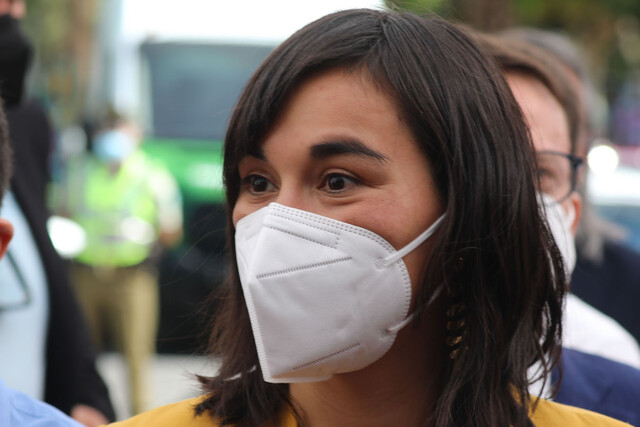 Ministra Siches da ultimátum a camioneros: “Plazo hasta las 16:00 horas para liberar las carreteras”