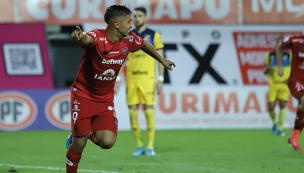 Ñublense consigue un agónico triunfo y se mantiene al acecho de los líderes del torneo