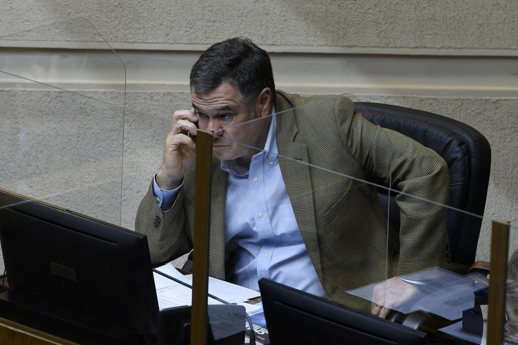 Ossandón y Gatica piden a Gobierno que ingrese proyecto acotado de retiro al senado