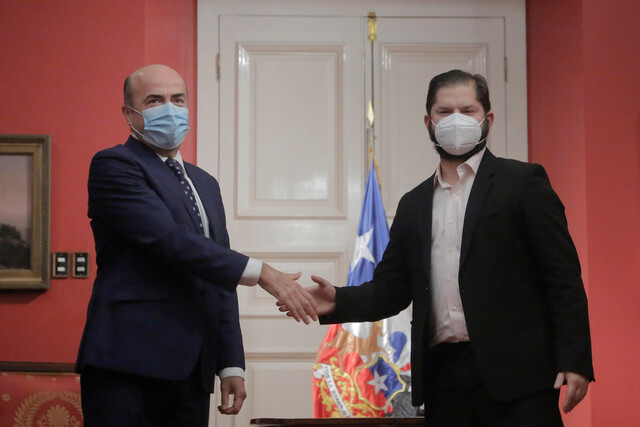 Contralor y rol del Gobierno en el proceso constituyente: “La prescindencia significa neutralidad”