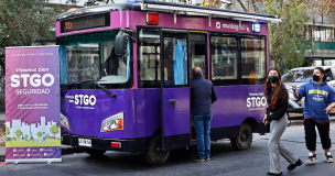 Santiago presenta bus para denuncias en el barrio República: Ofrece asesoría legal y psicológica a víctimas de delitos