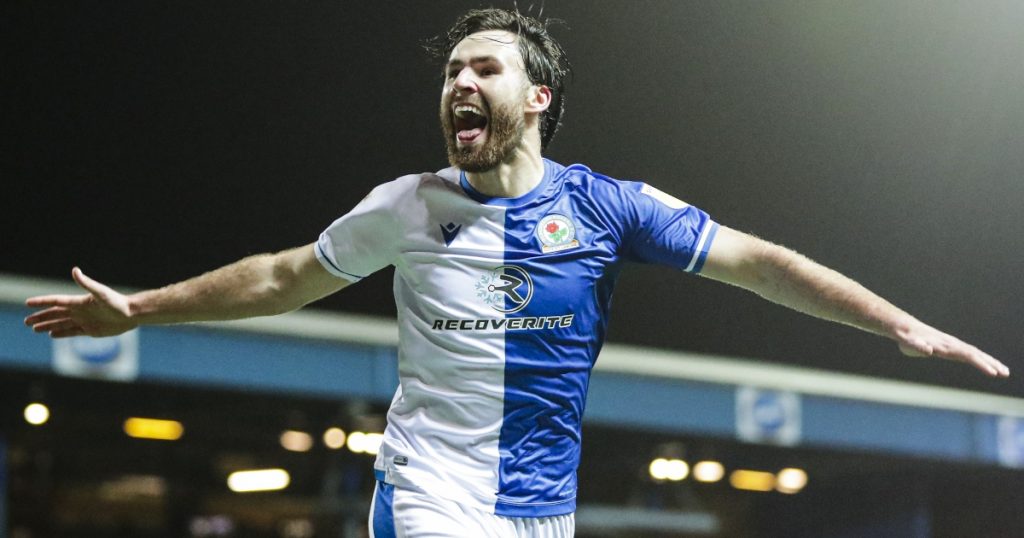 ¡Al fin! Brereton deja atrás su sequía y vuelve al gol en derrota del Blackburn