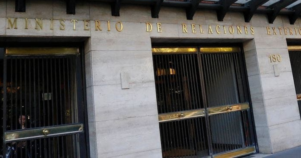 Cancillería recurrirá a la OEA “para respaldar la democracia y el Estado de derecho en Brasil”