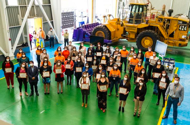 Ministra Hernando releva rol de la industria para concretar capacitaciones en terreno e incorporar mujeres en minería 
