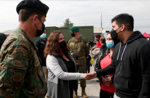 Ministra Fernández lideró ceremonia de acuartelamiento de jóvenes para el servicio militar