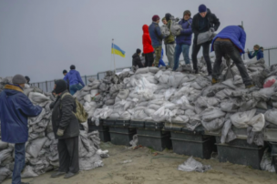 Gobernador denunció que un misil ruso destruyó la pista del aeropuerto de Odesa, en Ucrania