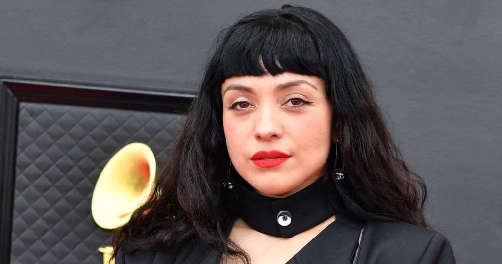 “Por si alguien tiene duda”: Mon Laferte muestra su apoyo a la opción del Apruebo