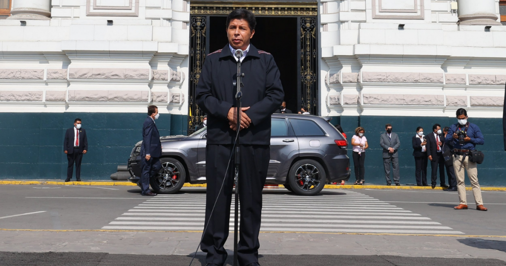 Perú: Primer ministro reconoce que “es posible” que caiga el gobierno de Castillo