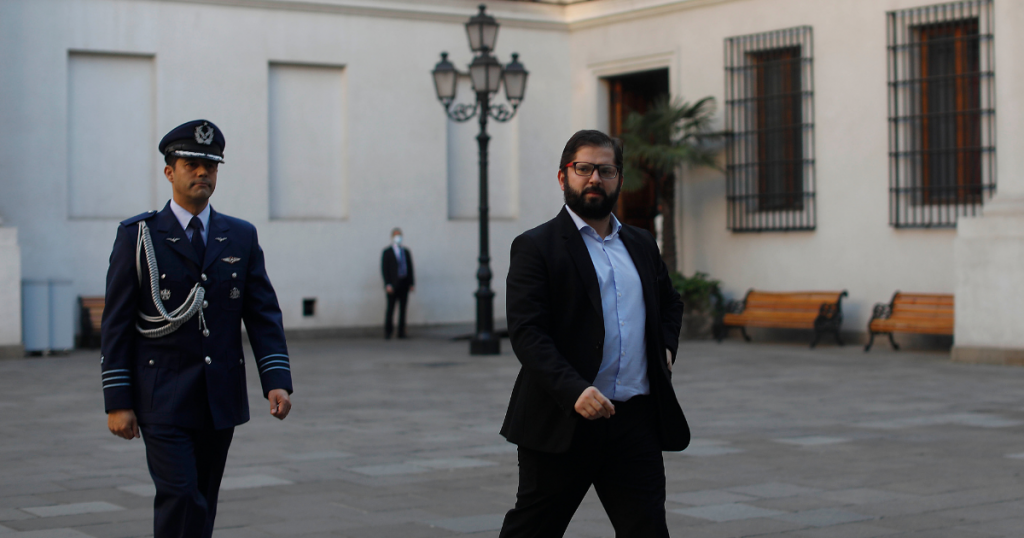 Presidente Gabriel Boric por saqueo a supermercado de Talagante: “Es absolutamente inaceptable”