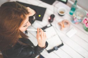 Estudio: 41% de las mujeres latinoamericanas dice que tener un seguro de salud y dental aumentaría su bienestar general