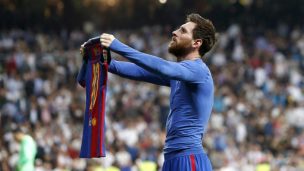 ¡De locos! La desorbitante cifra que pagaron por la camiseta del gol 500 de Leo Messi