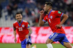 Nueva baja en la Roja: Mauricio Isla es liberado para la gira por Asia