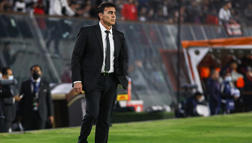 Gustavo Quinteros se harta de la selección: “Yo solo pienso en Colo-Colo”