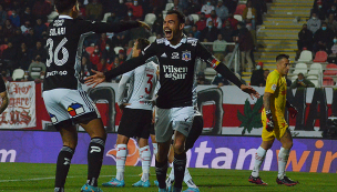 Colo-Colo vence a Curicó Unido y es líder exclusivo del Campeonato Nacional