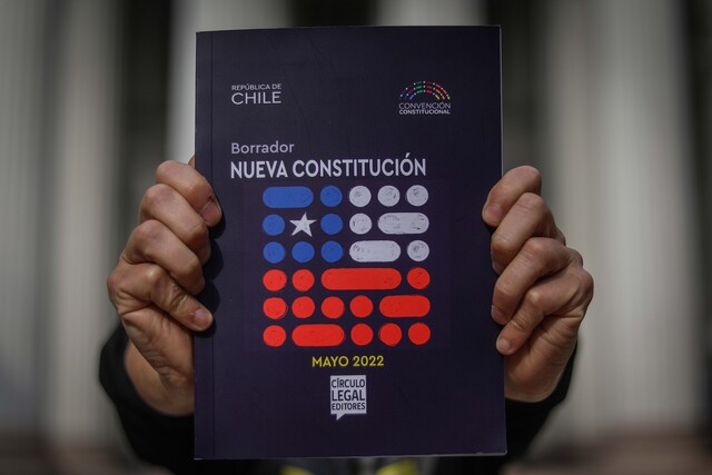 Diputados UDI sobre preámbulo de nueva Constitución: “Será el primer proyecto que la bancada presentará para su derogación”