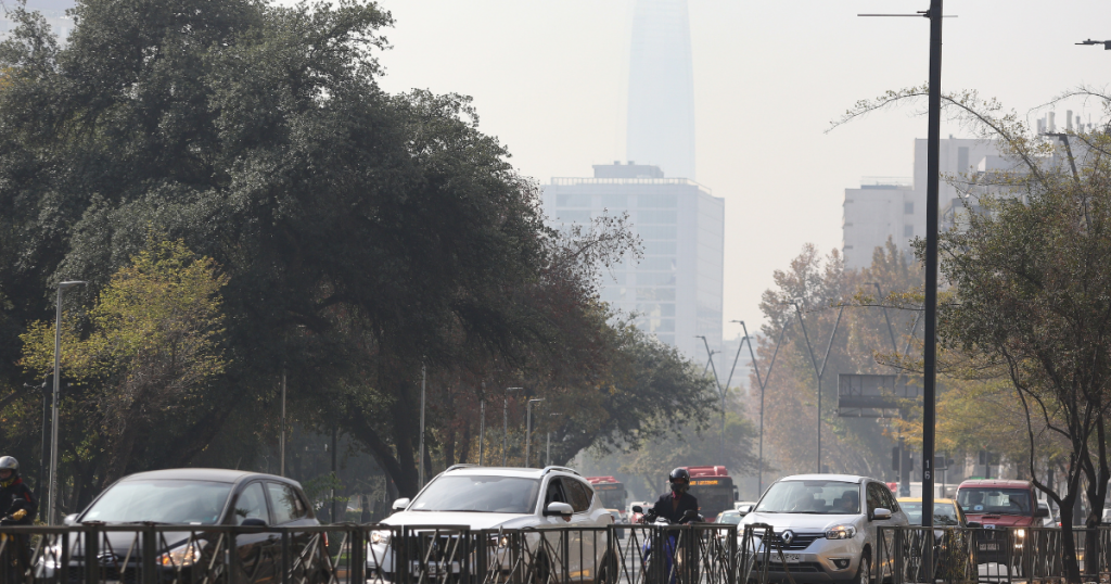 Este jueves continúa la Alerta Ambiental en la RM por malas condiciones de ventilación