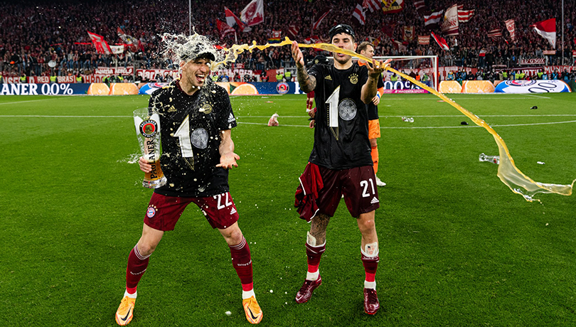 Escándalo en Alemania: futbolistas del Bayern se fueron de fiesta tras caer en la Bundesliga