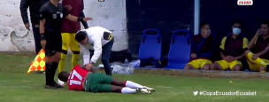 ¡Insólito! La dura plancha de un entrenador contra un rival en Ecuador