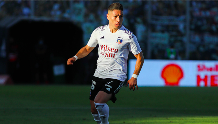 Se suben al avión: dos futbolistas de Colo-Colo son nominados a la Roja para la gira por Asia