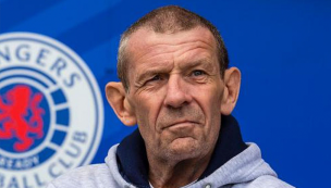Leyenda del Glasgow Rangers anuncia que tiene cáncer y que le quedan seis meses de vida